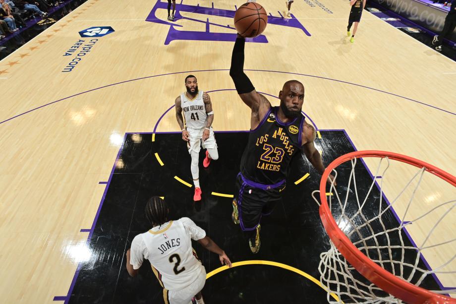 星空体育中国-东契奇27+10+7詹姆斯21+7+7 湖人末节逆转鹈鹕